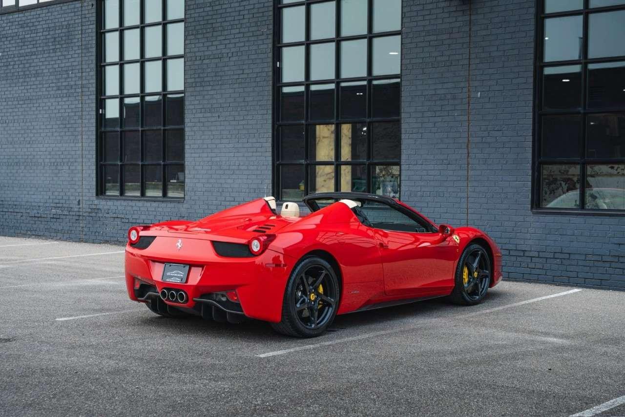 2013 Ferrari 458 2dr Conv Photo