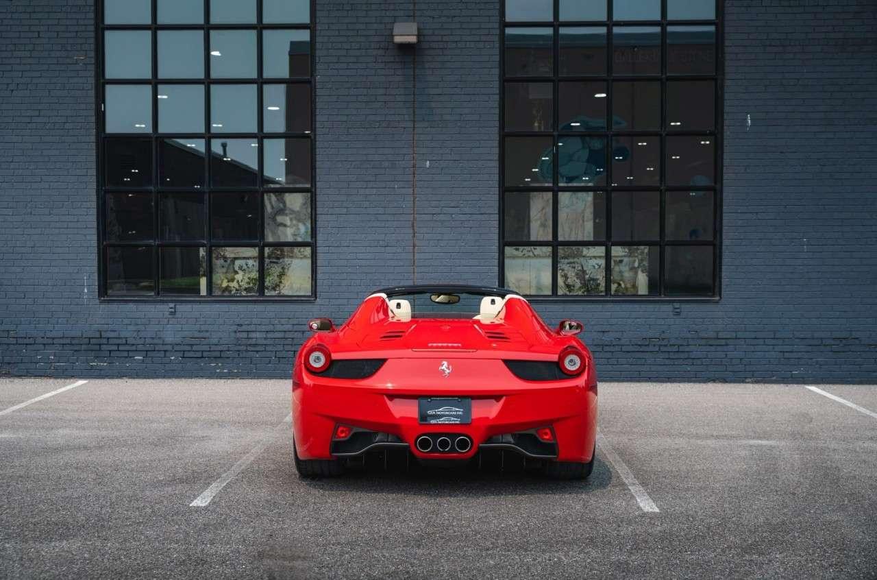 2013 Ferrari 458 2dr Conv Photo