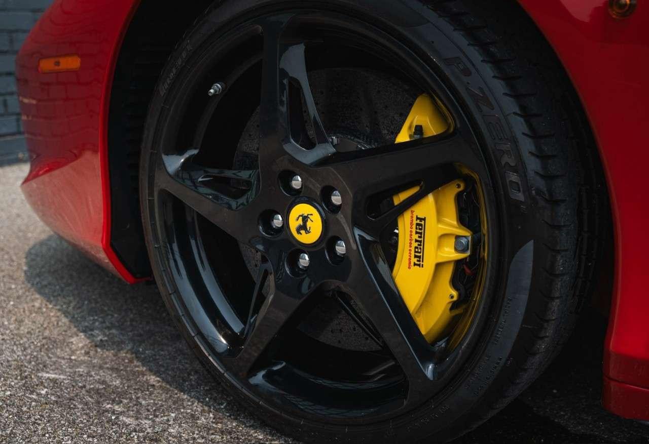 2013 Ferrari 458 2dr Conv Photo
