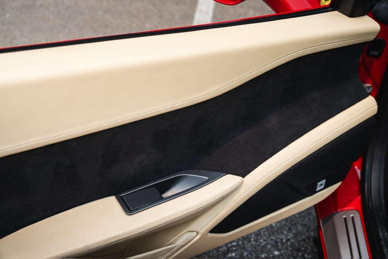 2013 Ferrari 458 2dr Conv Photo