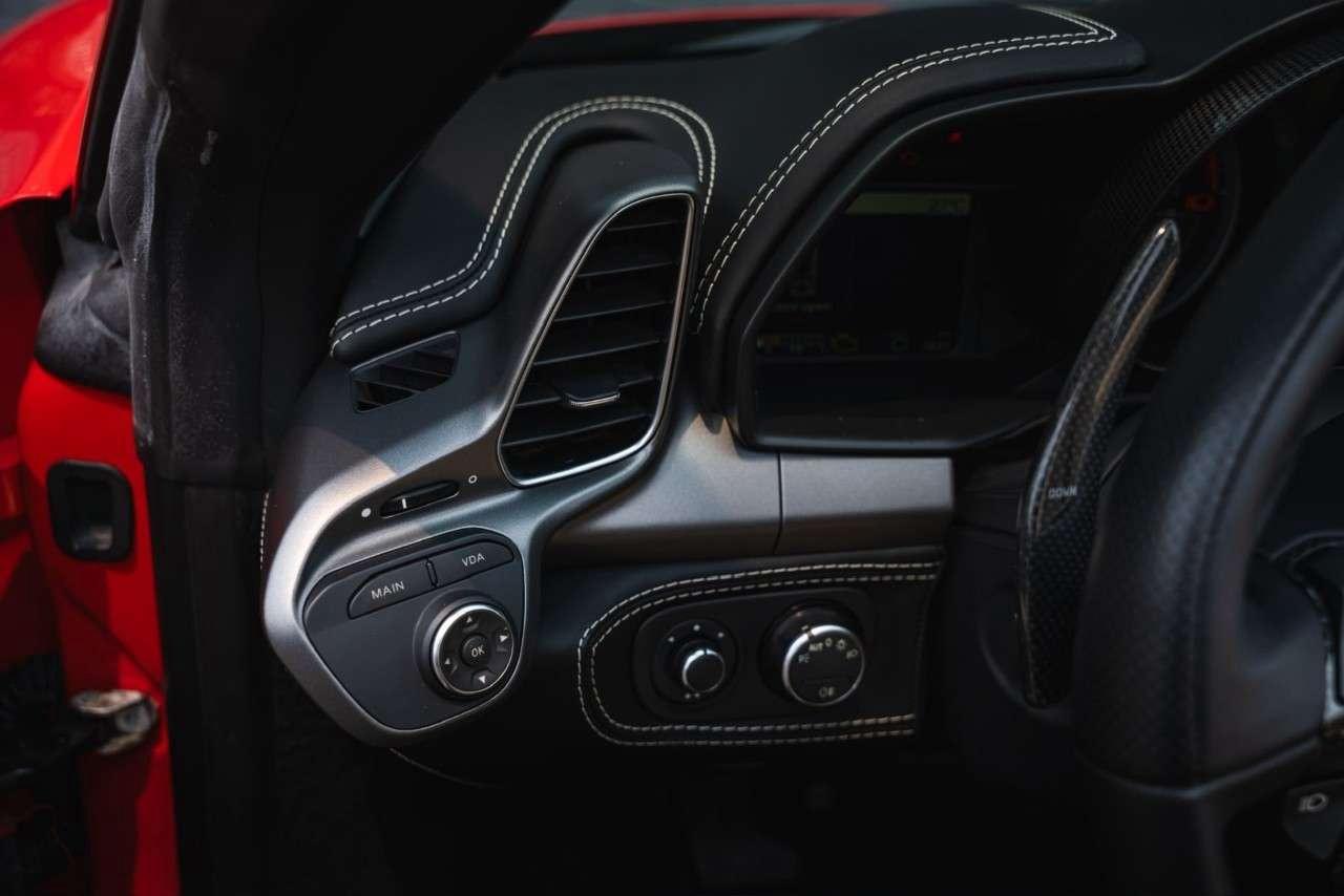 2013 Ferrari 458 2dr Conv Photo