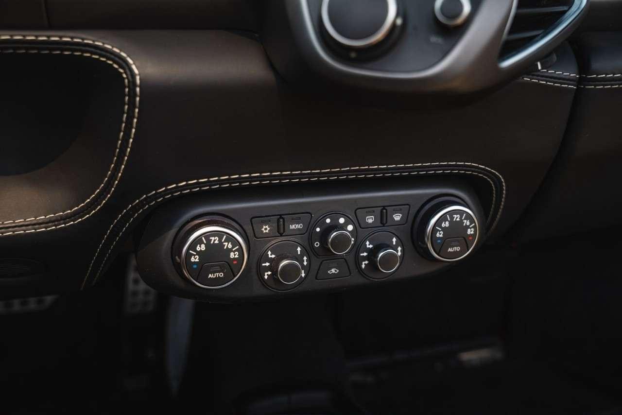 2013 Ferrari 458 2dr Conv Photo