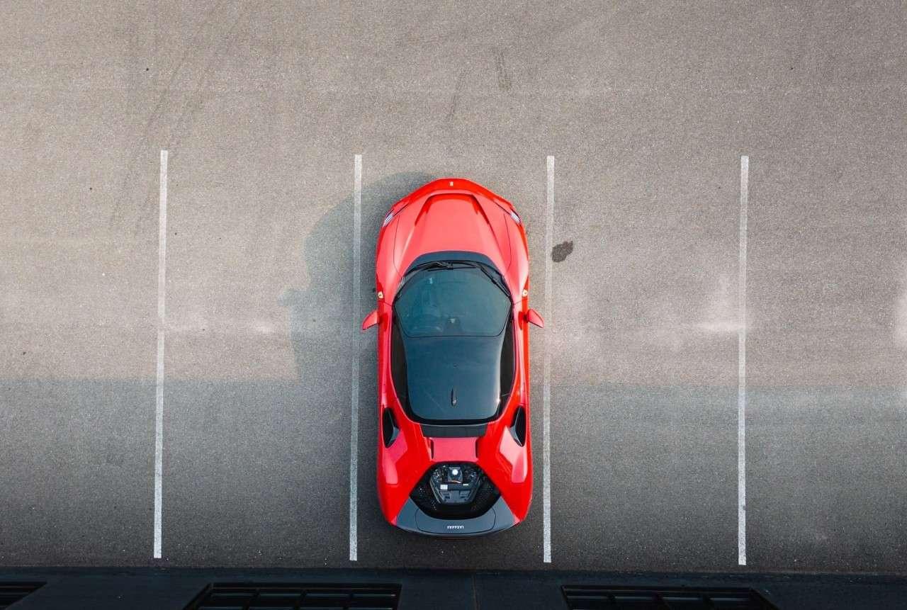 2022 Ferrari SF90 Stradale Coupe Photo1
