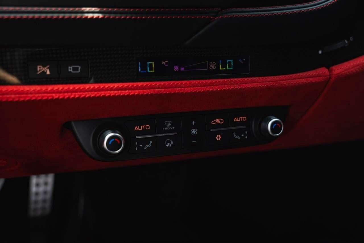 2021 Ferrari F8 Tributo Coupe Photo