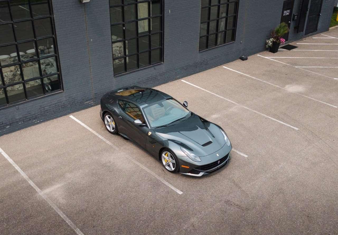2017 Ferrari F12 Coupe Photo