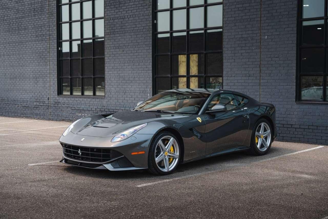2017 Ferrari F12 Coupe Photo