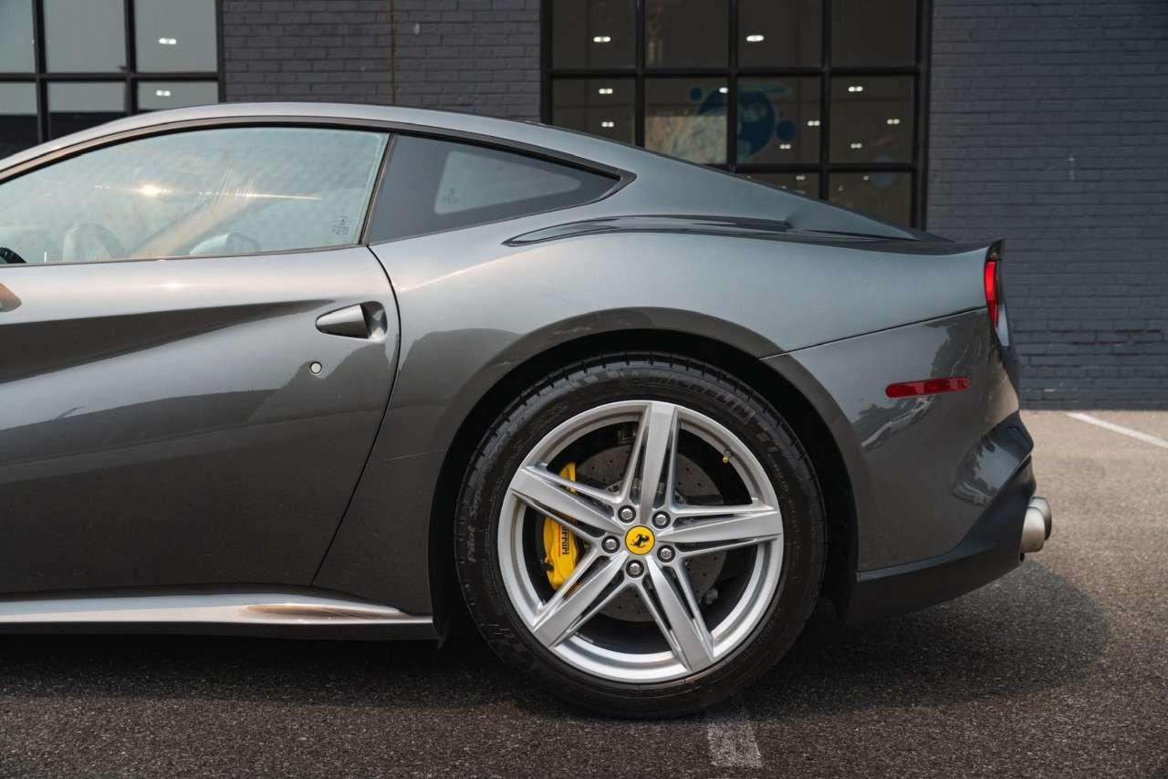 2017 Ferrari F12 Coupe Photo