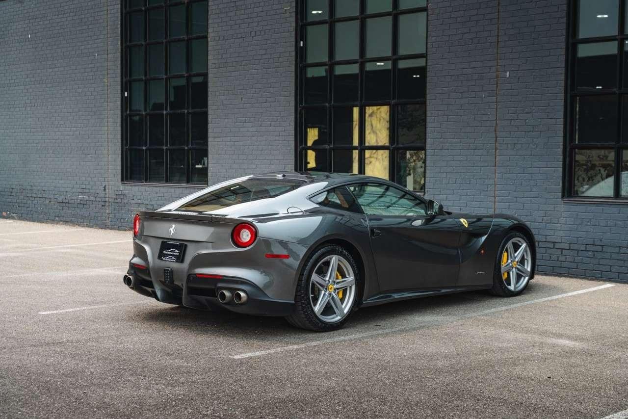 2017 Ferrari F12 Coupe Photo