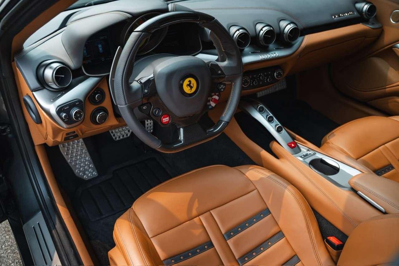 2017 Ferrari F12 Coupe Photo