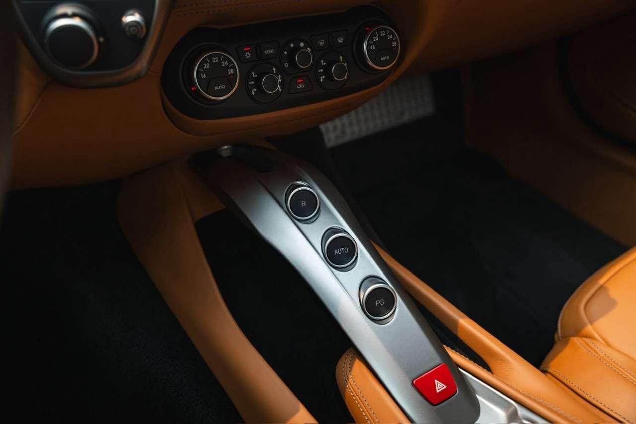 2017 Ferrari F12 Coupe Photo
