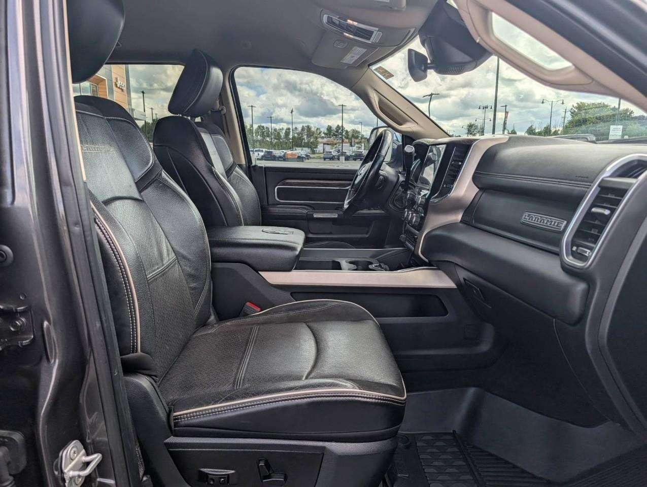 2019 RAM 2500 Laramie CUMMINS DIESEL ENGINE Photo