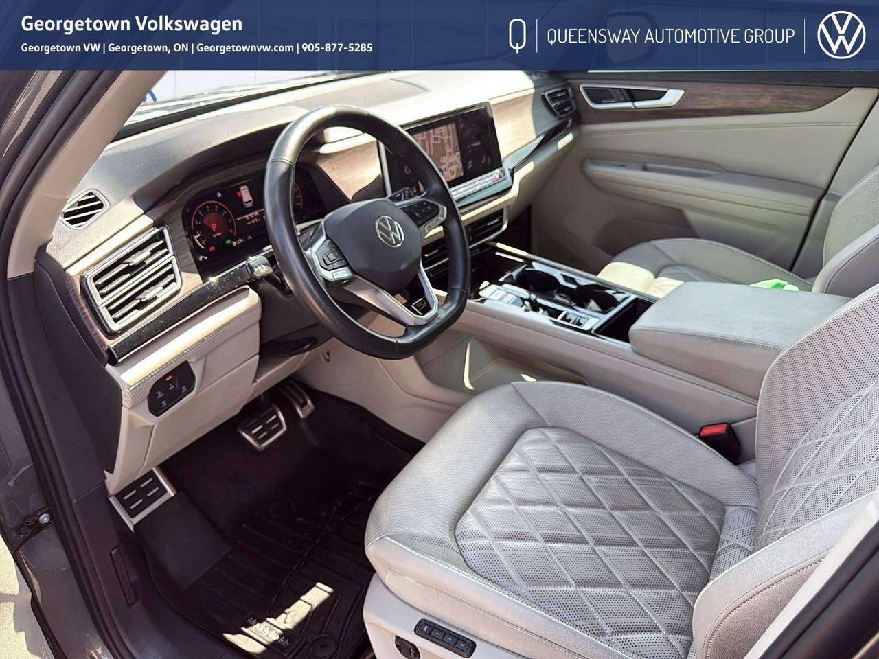 2024 Volkswagen Atlas EXECLINE Photo