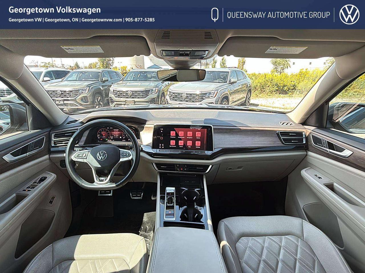 2024 Volkswagen Atlas EXECLINE Photo