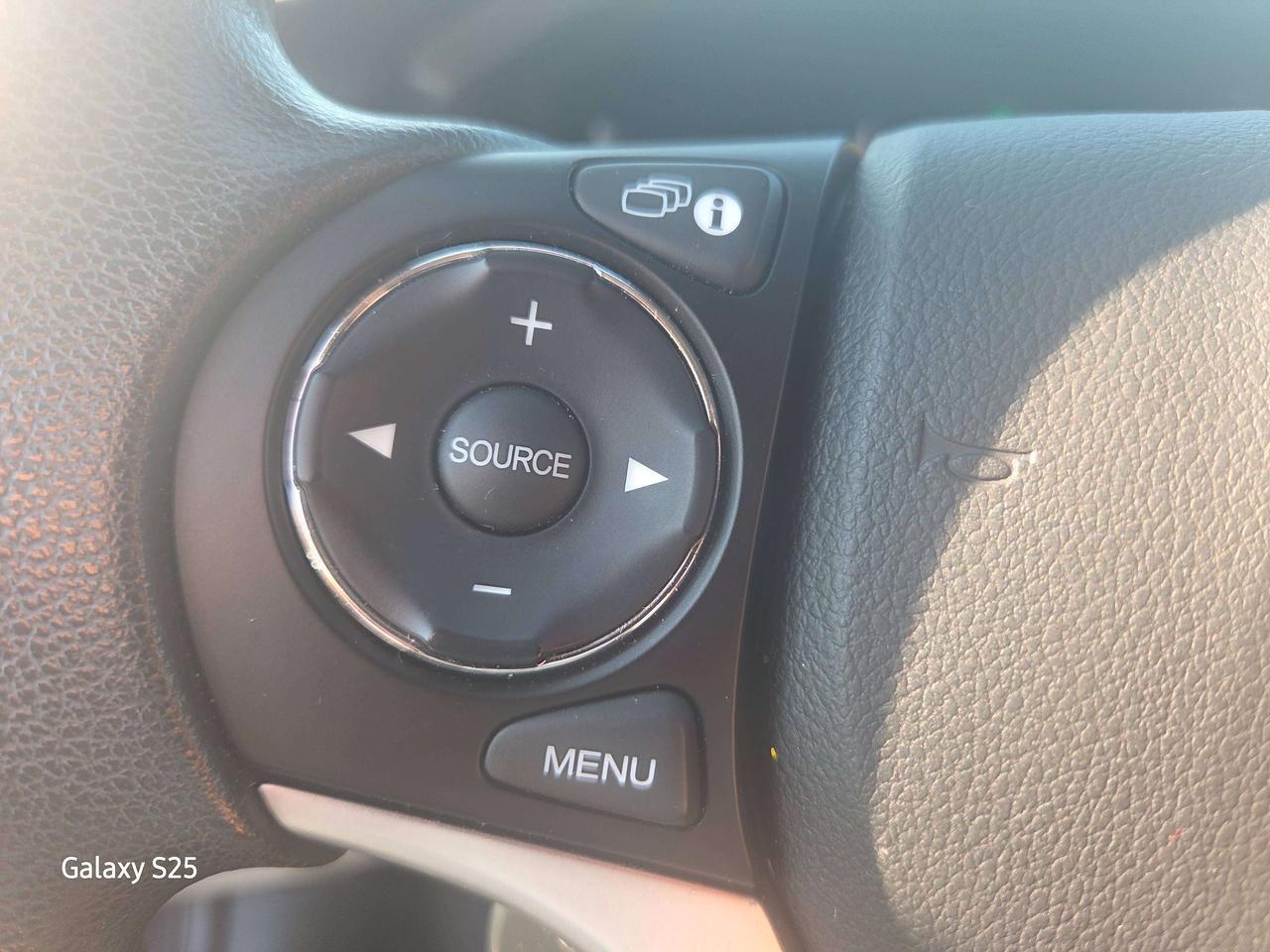 2015 Honda Civic LX Photo