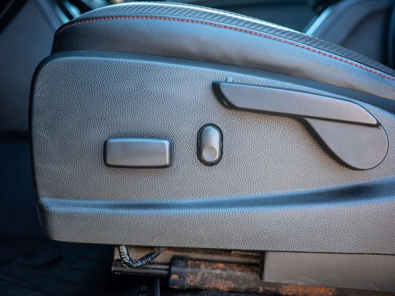 2018 GMC Canyon 4WD - All Terrain   Leather Interior Photo