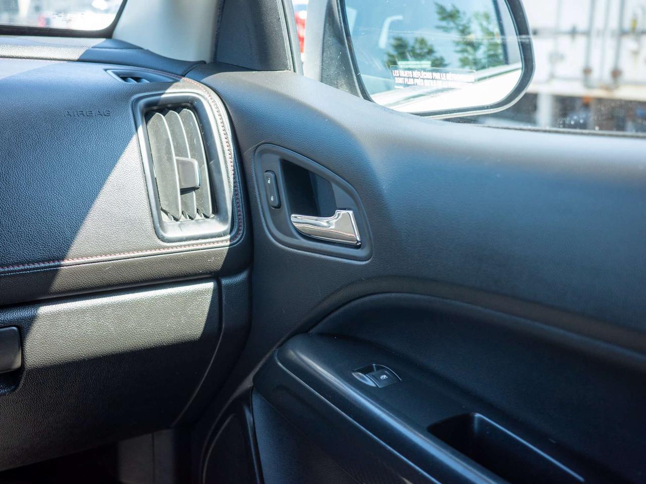 2018 GMC Canyon 4WD - All Terrain   Leather Interior Photo