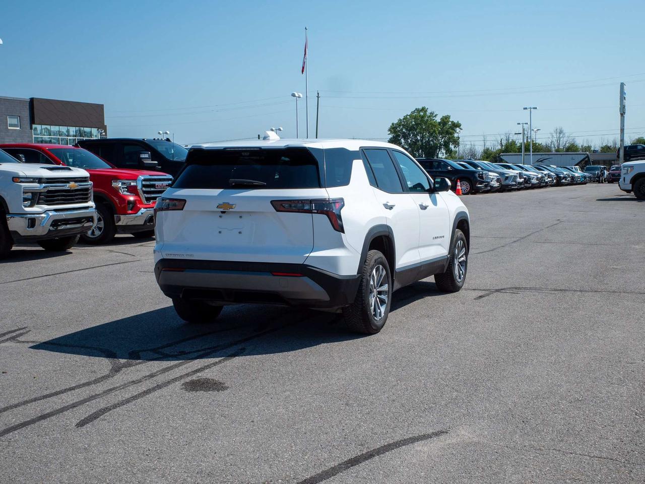 2025 Chevrolet Equinox AWD LT - WiFi Hotspot   Lane Keeping Assist Photo