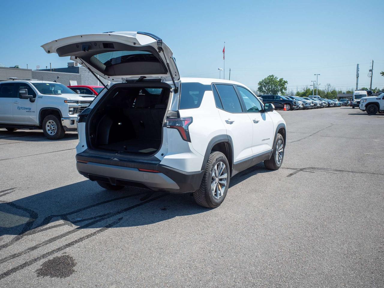 2025 Chevrolet Equinox AWD LT - WiFi Hotspot   Lane Keeping Assist Photo