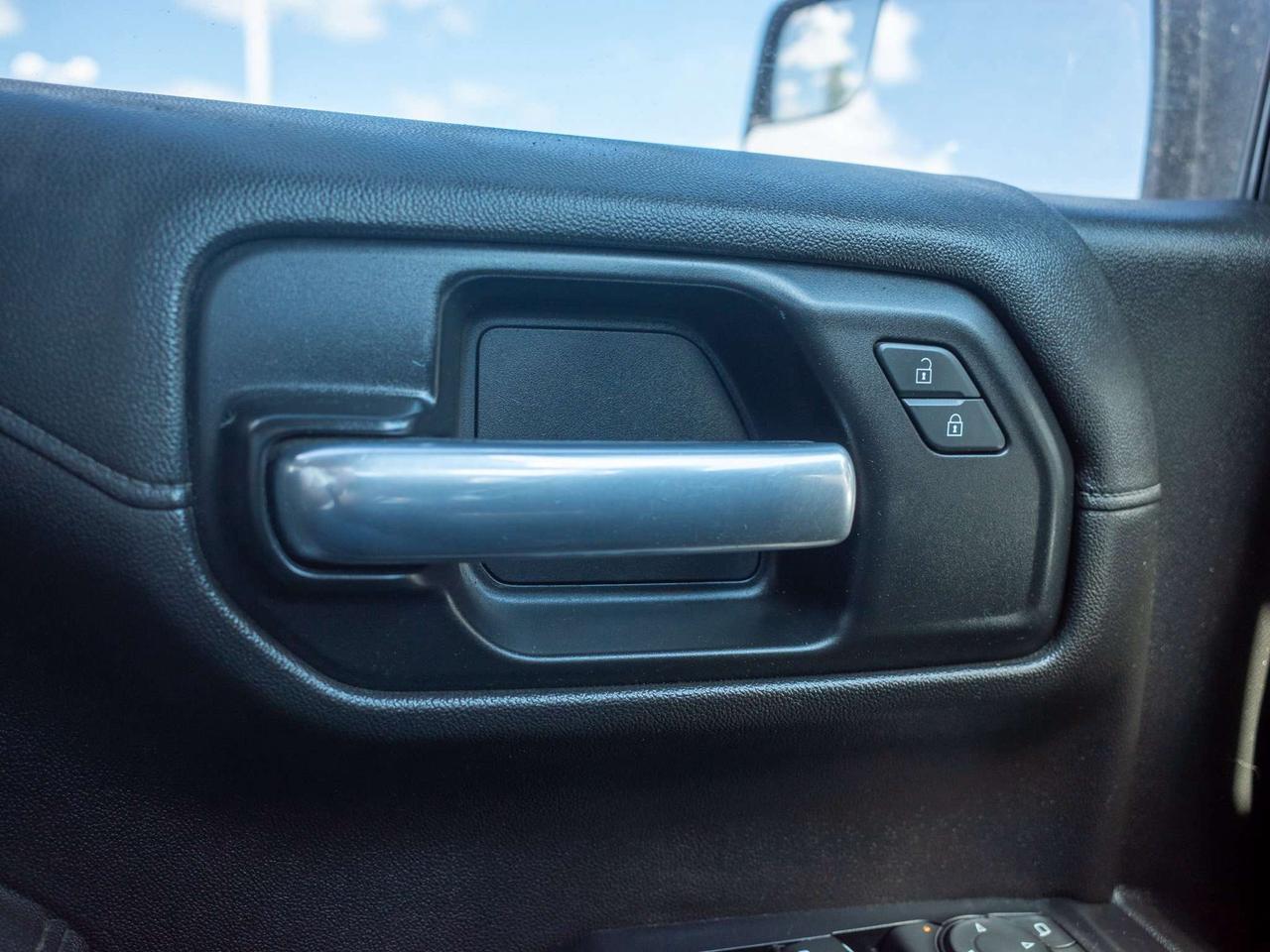 2019 Chevrolet Silverado 1500 LT - Cloth Seats   Back-Up Camera Photo