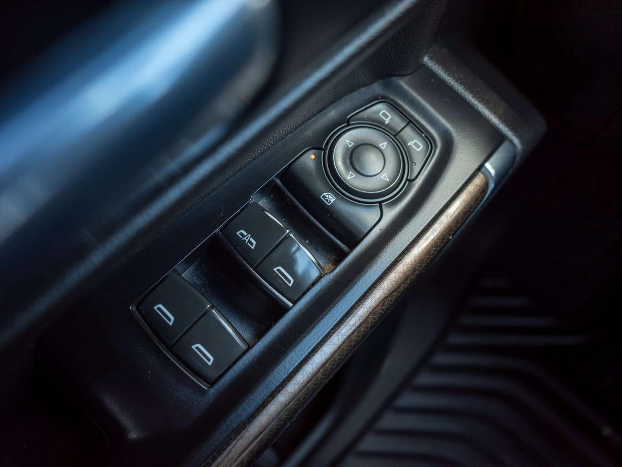 2019 Chevrolet Silverado 1500 LT - Cloth Seats   Back-Up Camera Photo