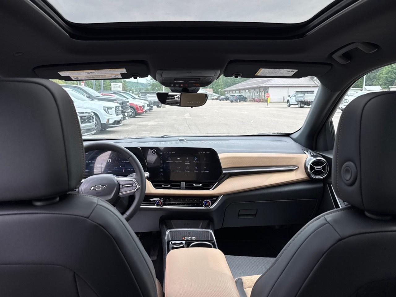 2027 Chevrolet Equinox AWD ACTIV Photo