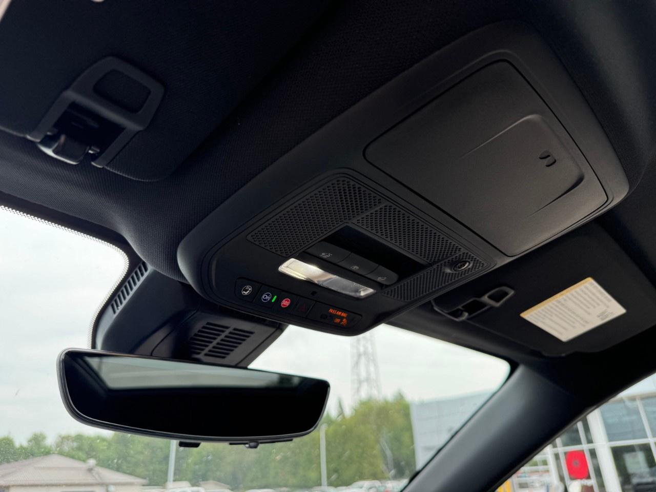 2027 Chevrolet Equinox AWD ACTIV Photo