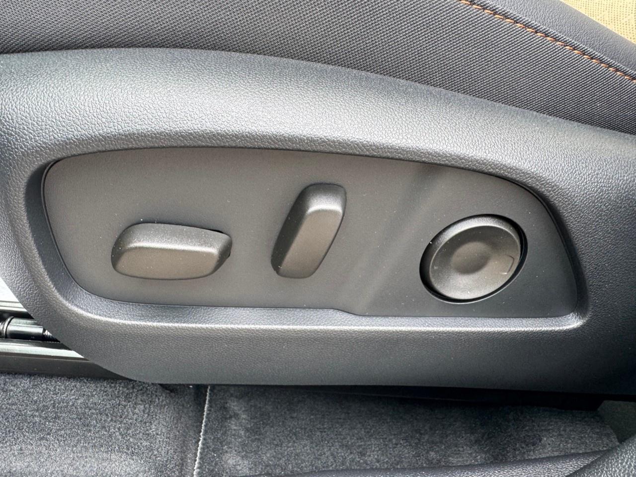 2027 Chevrolet Equinox AWD ACTIV Photo