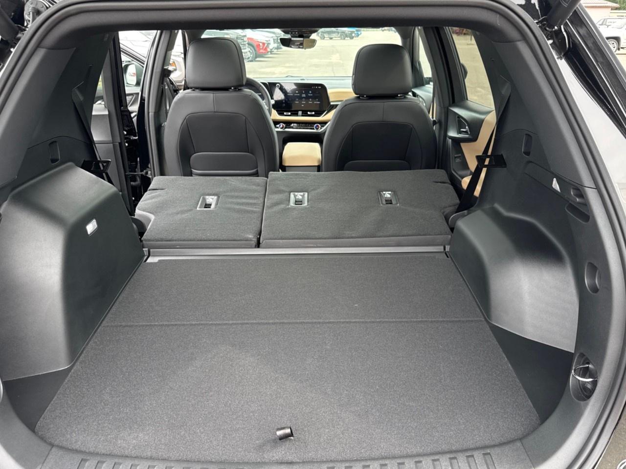 2027 Chevrolet Equinox AWD ACTIV Photo