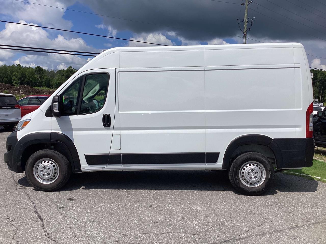 2025 RAM ProMaster Cargo Photo3