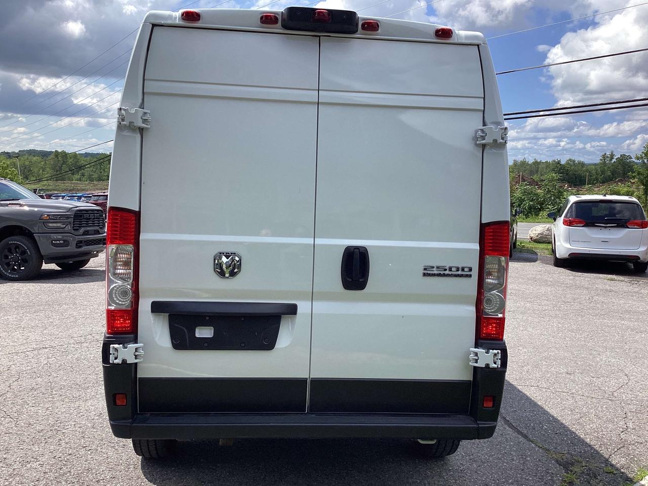 2025 RAM ProMaster Cargo Photo