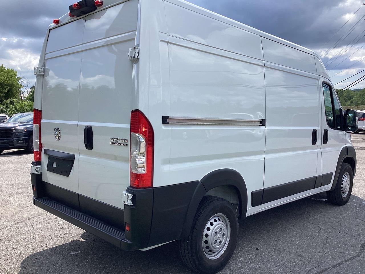 2025 RAM ProMaster Cargo Photo