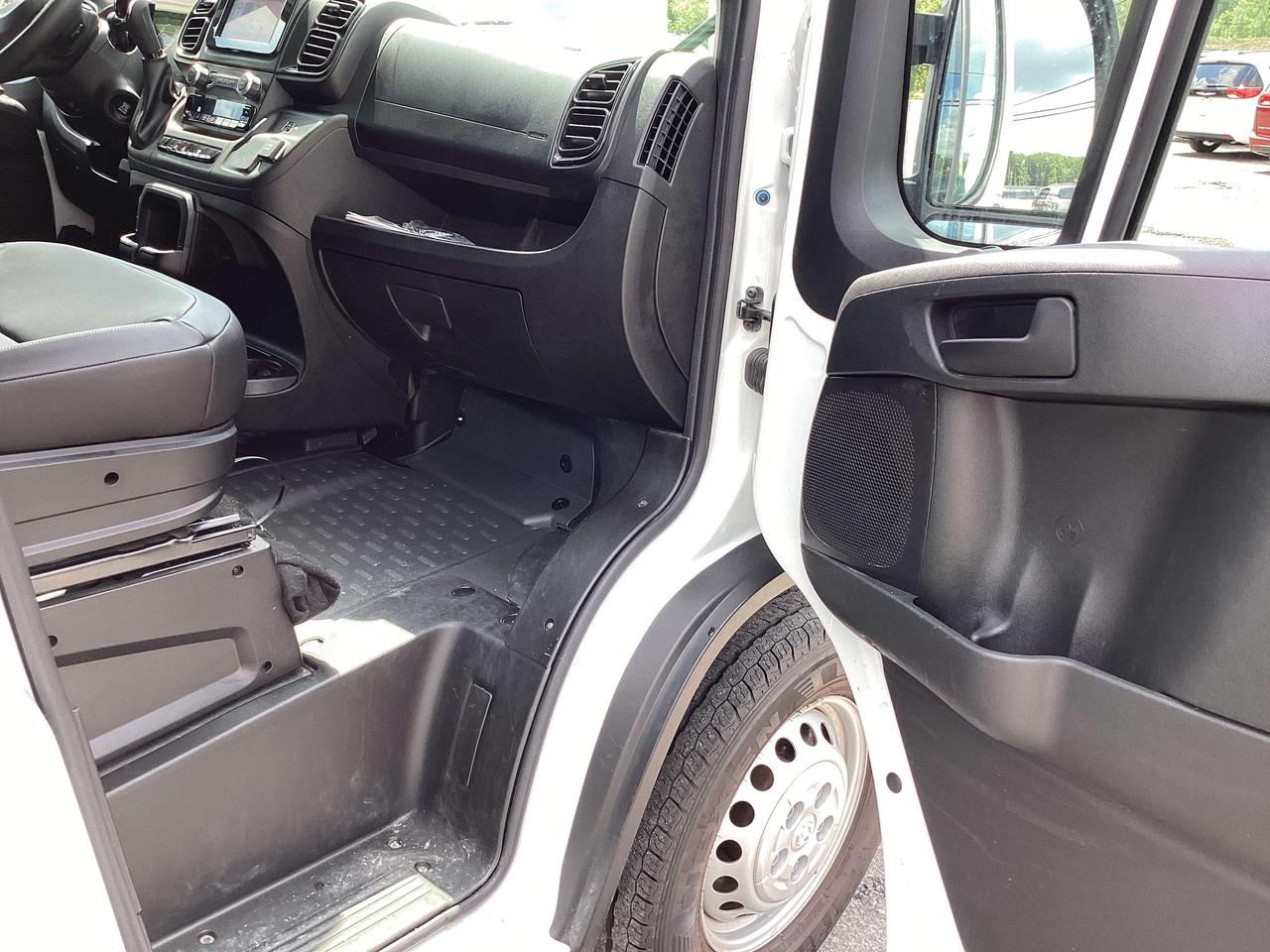 2025 RAM ProMaster Cargo Photo