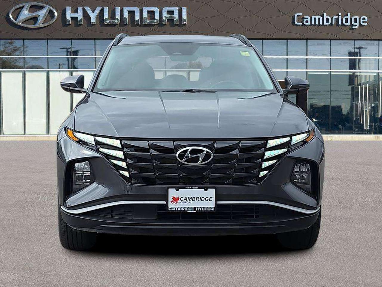 2022 Hyundai Tucson Preferred   NO ACCIDENTS HEATSEATS 7.9L/100KM Photo