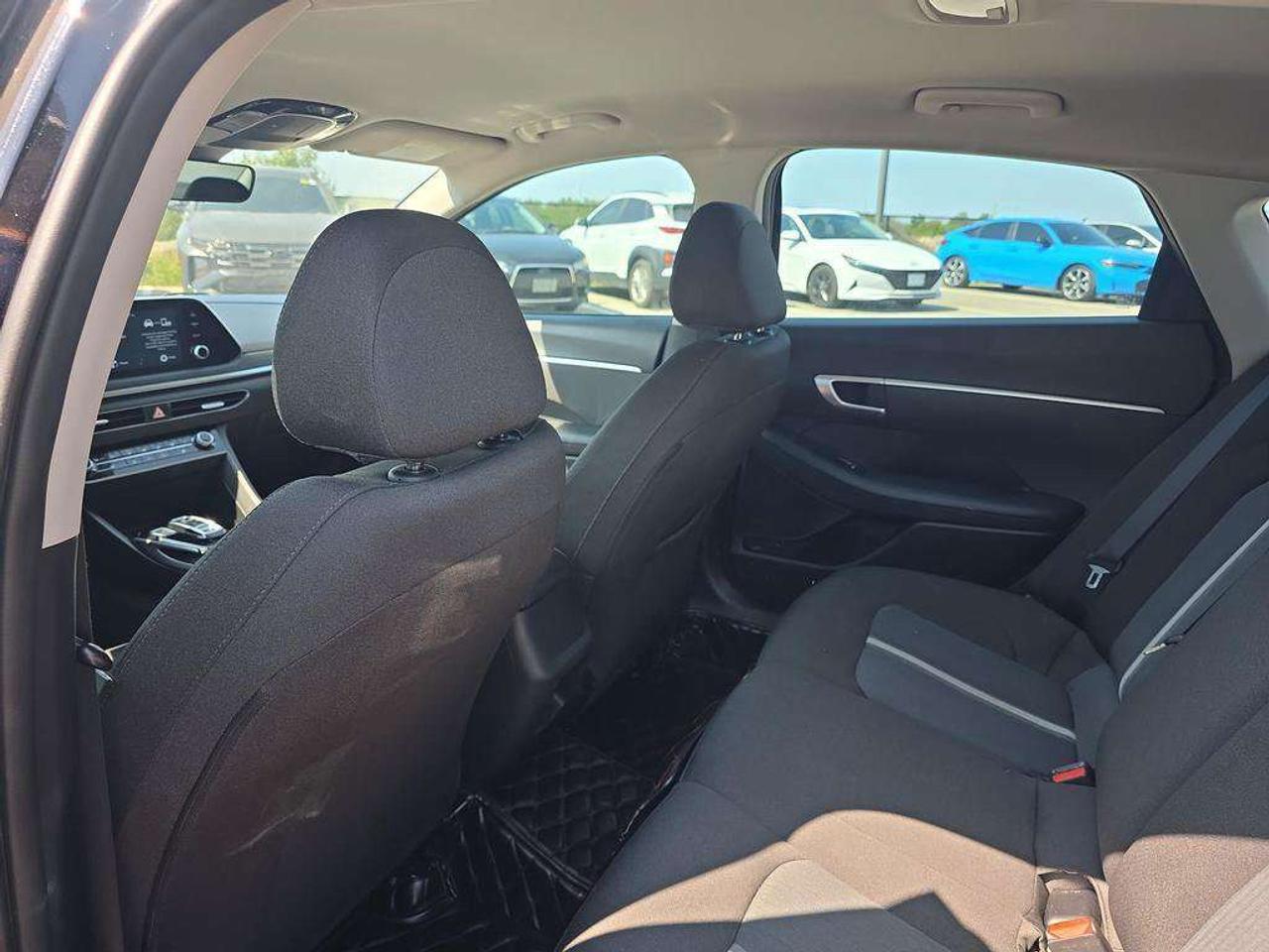 2021 Hyundai Sonata Preferred   NO ACCIDENTS HEATSEATS 6.4L/100KM Photo