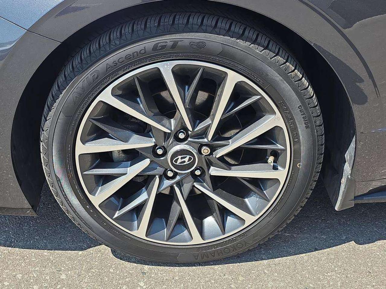 2021 Hyundai Sonata Luxury   NO ACCIDENTS 1 OWNER LEATHER 6.4L/100KM Photo