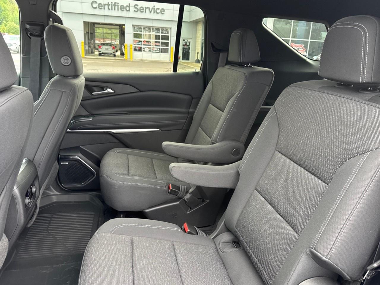 2026 Chevrolet Traverse AWD 4dr LT Photo