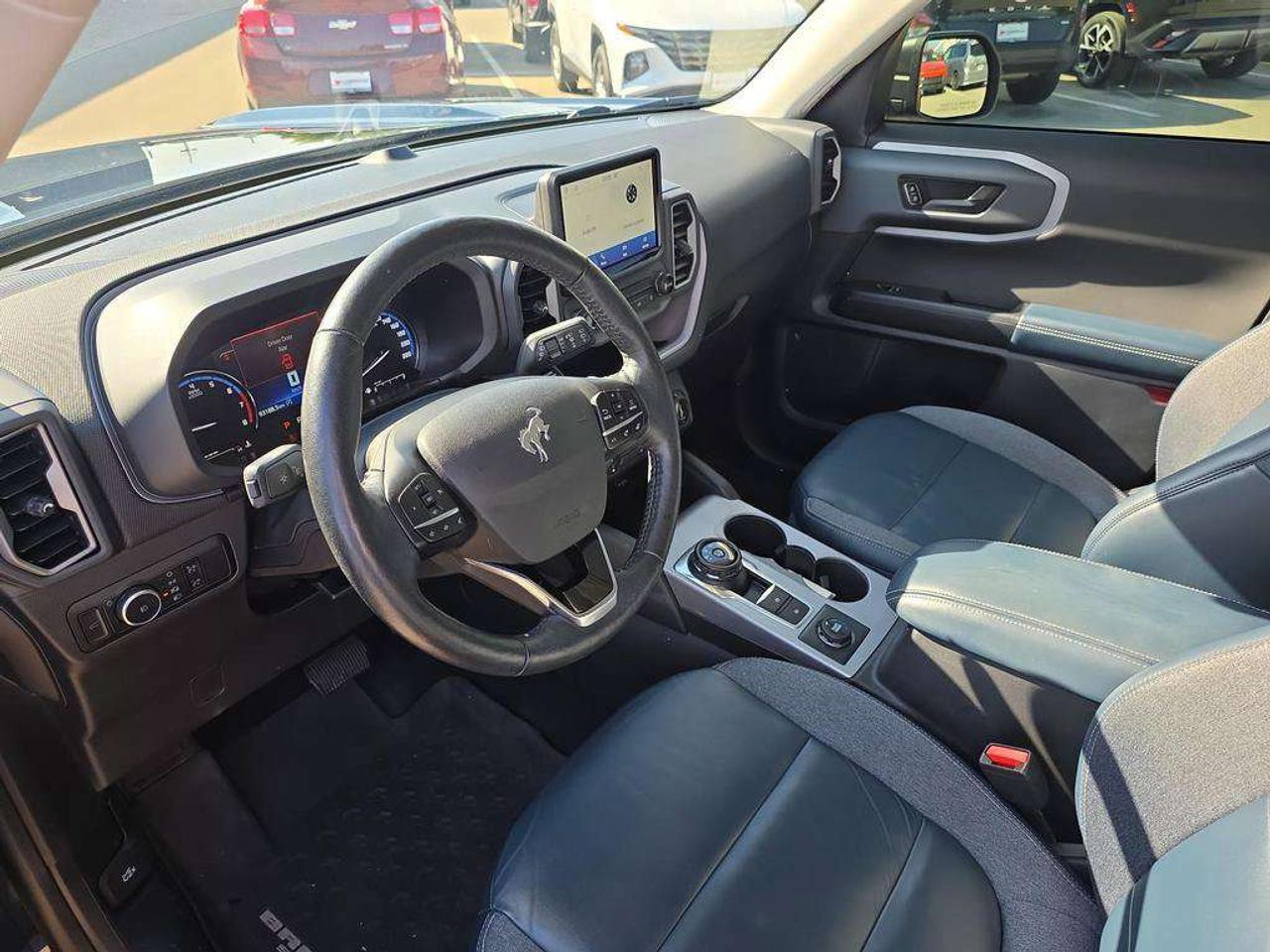 2023 Ford Bronco Sport Outer Banks   NO ACCIDENTS LEATHER 8.4L/100KM Photo