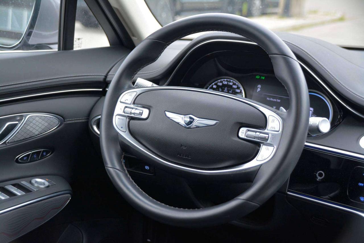 2024 Genesis GV70 2.5T Advanced Photo