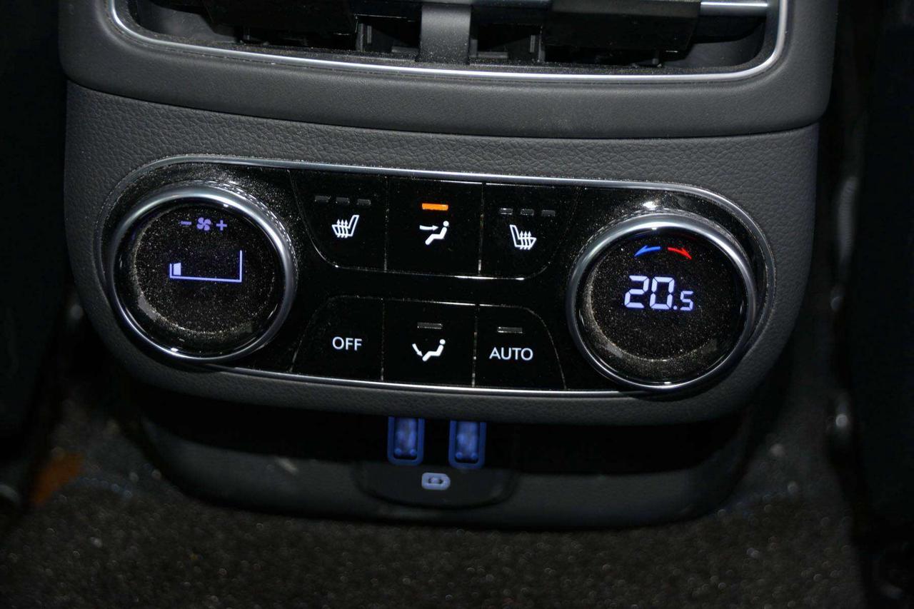 2024 Genesis GV70 2.5T Advanced Photo