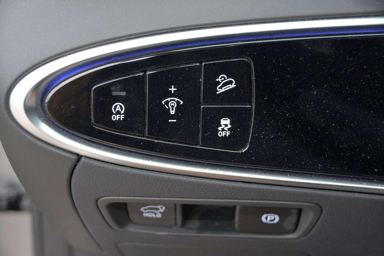 2024 Genesis GV70 2.5T Advanced Photo