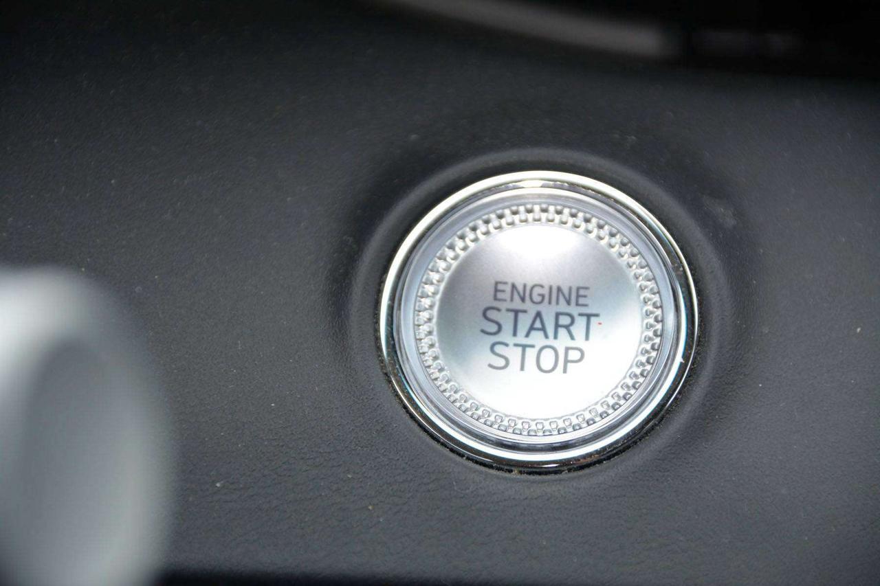 2024 Genesis GV70 2.5T Advanced Photo