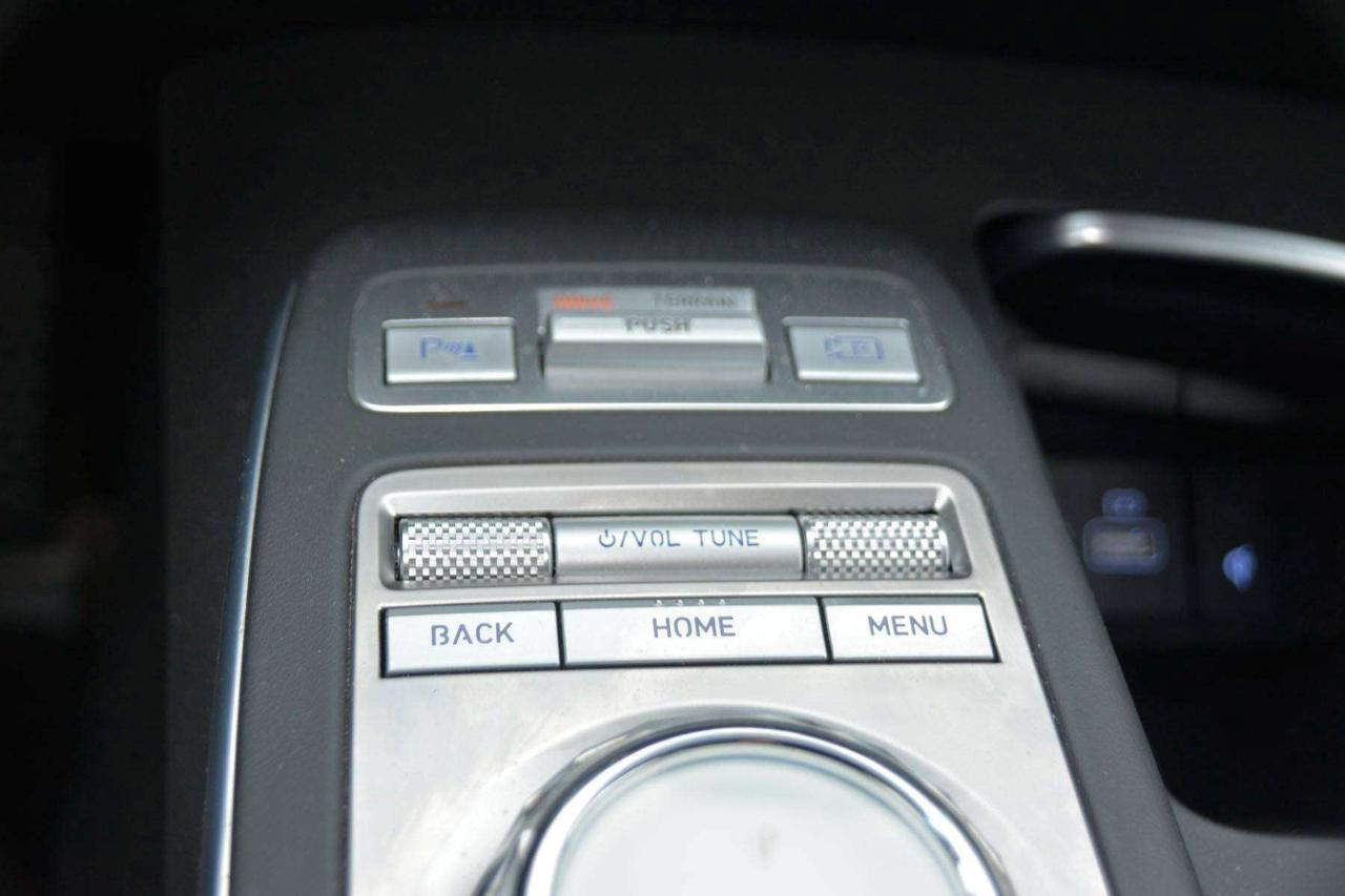 2024 Genesis GV70 2.5T Advanced Photo