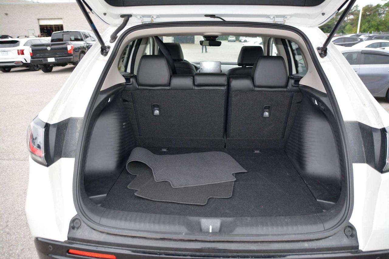 2026 Honda HR-V EX-L Photo