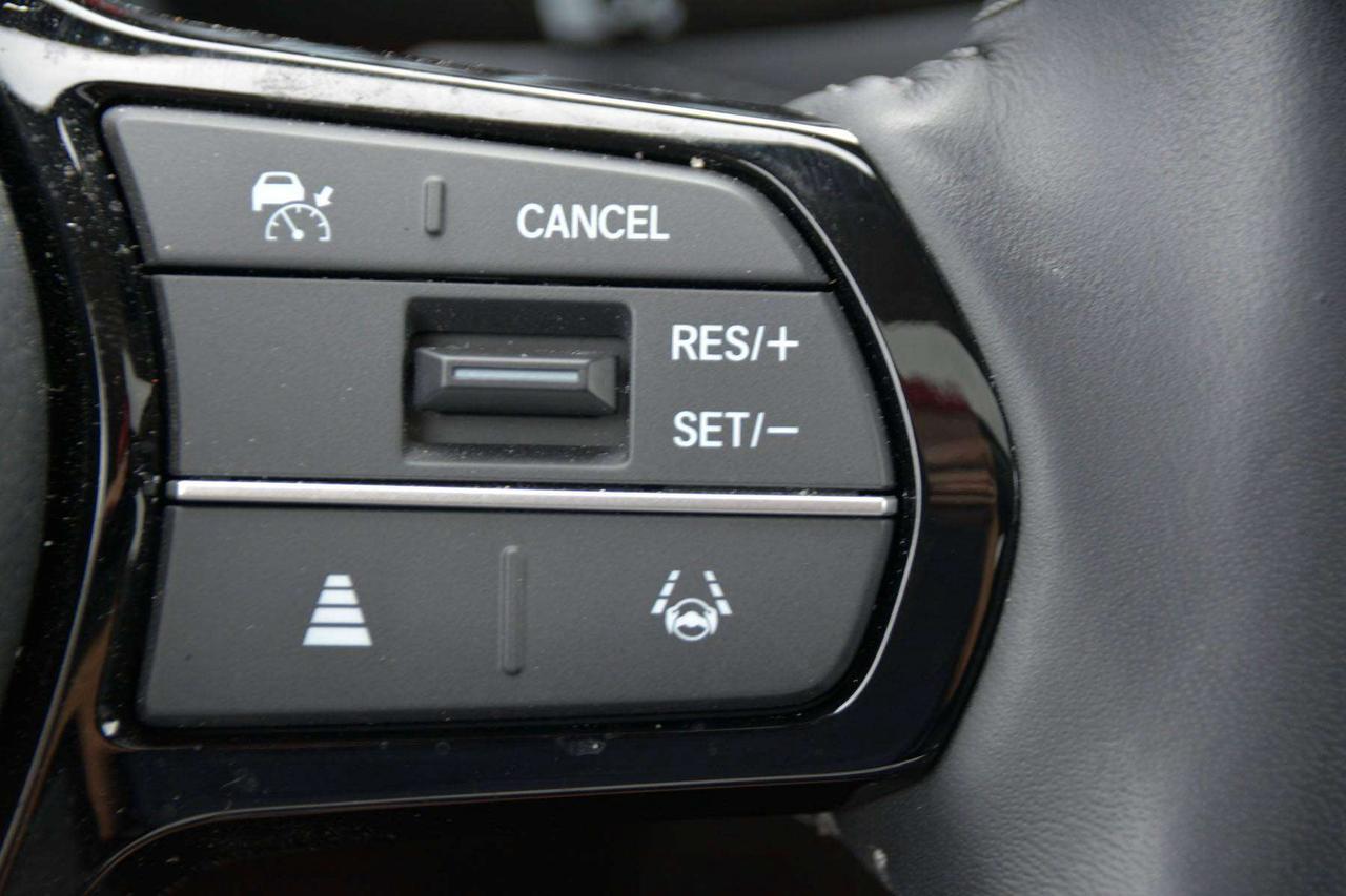 2026 Honda HR-V EX-L Photo