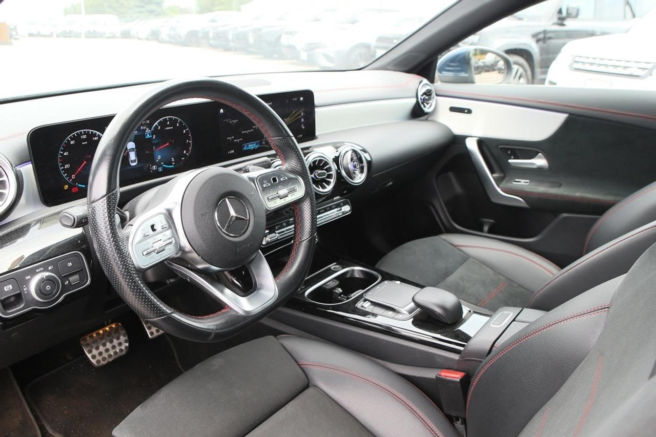 2023 Mercedes-Benz CLA CLA 250 AMG PACKAGE   PREMIUM PACKAGE   PANORAMA ROOF   4MATIC AWD Photo