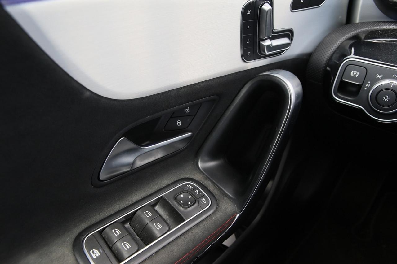 2023 Mercedes-Benz CLA CLA 250 AMG PACKAGE   PREMIUM PACKAGE   PANORAMA ROOF   4MATIC AWD Photo