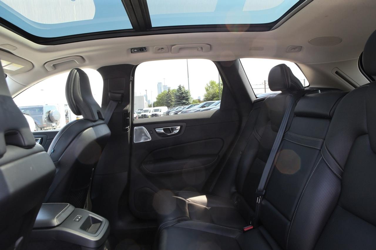 2020 Volvo XC60 Inscription Photo