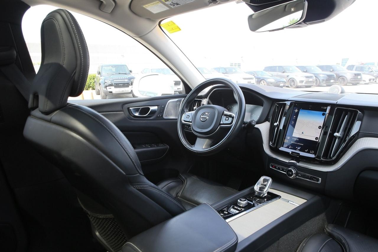2020 Volvo XC60 Inscription Photo