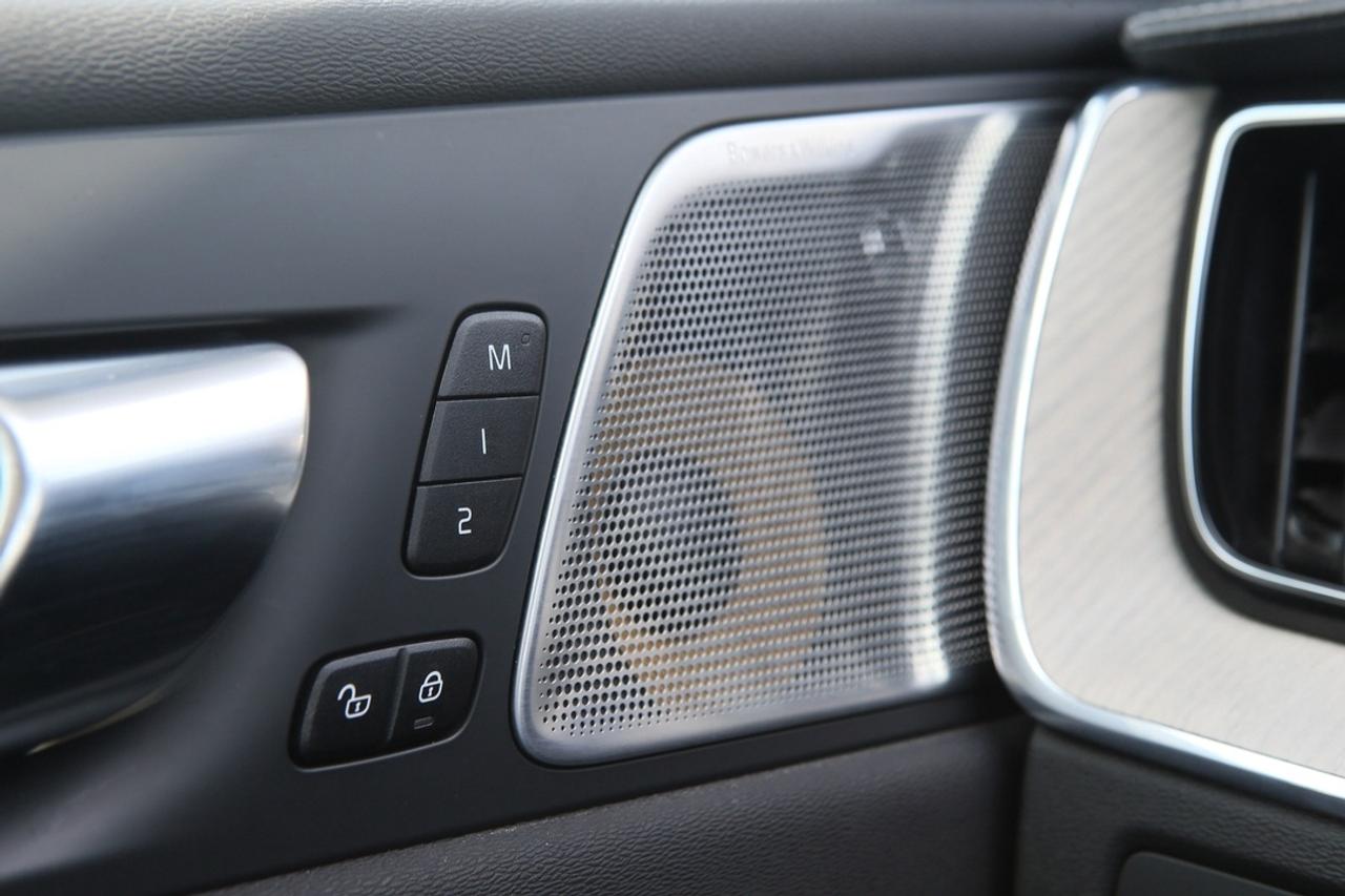 2020 Volvo XC60 Inscription Photo
