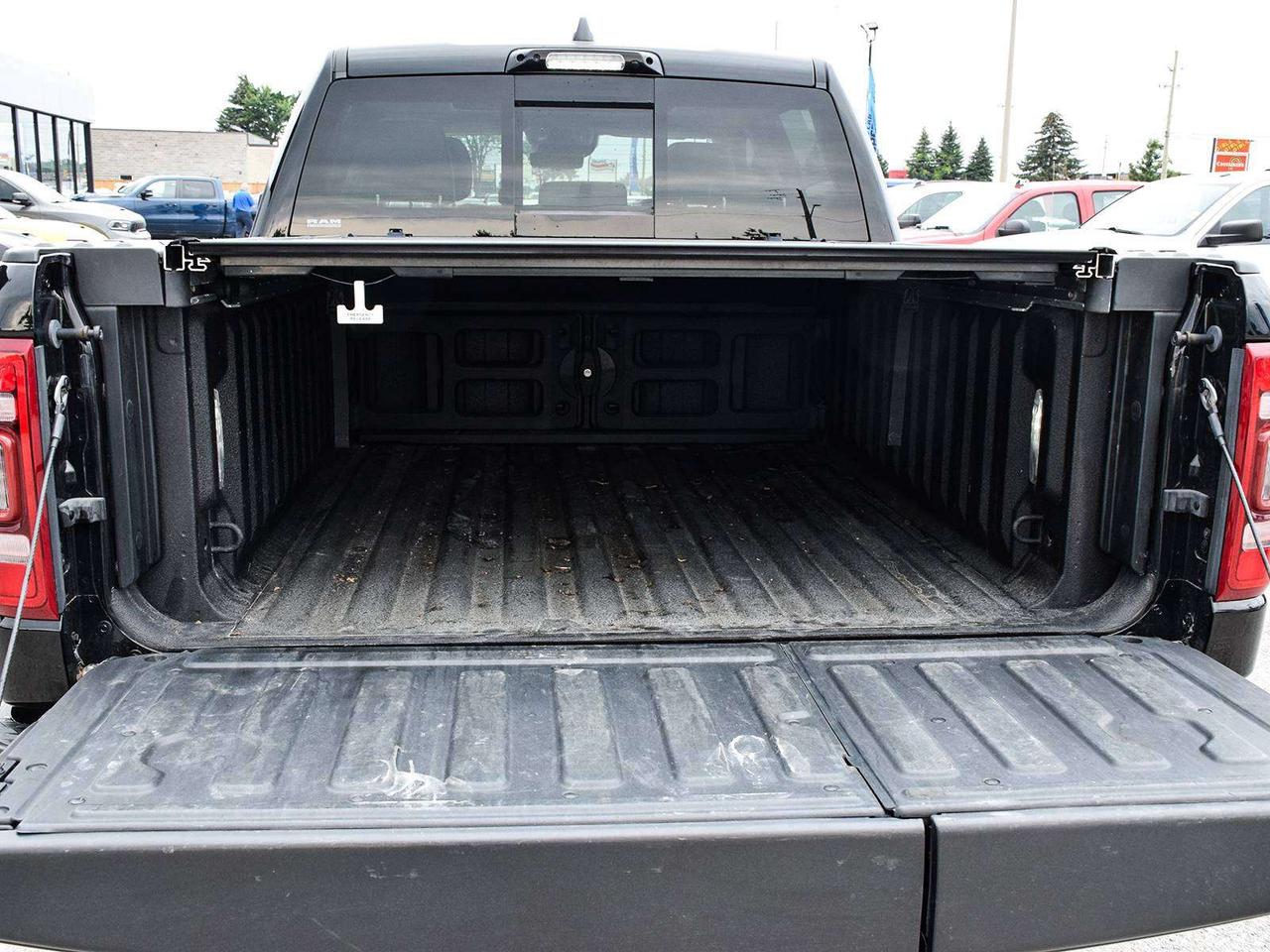 2022 RAM 1500 Limited 10th Anniversary Crew Cab 4x4 Photo